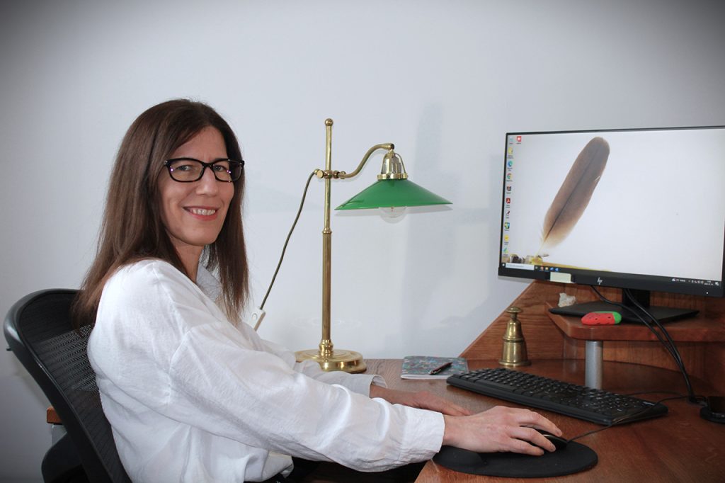 Kátai Melinda Ügyvédasszisztens