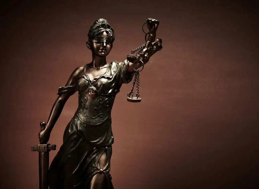 Kártérítési ügyvéd