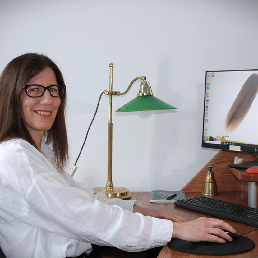 Kátai Melinda Ügyvédasszisztens